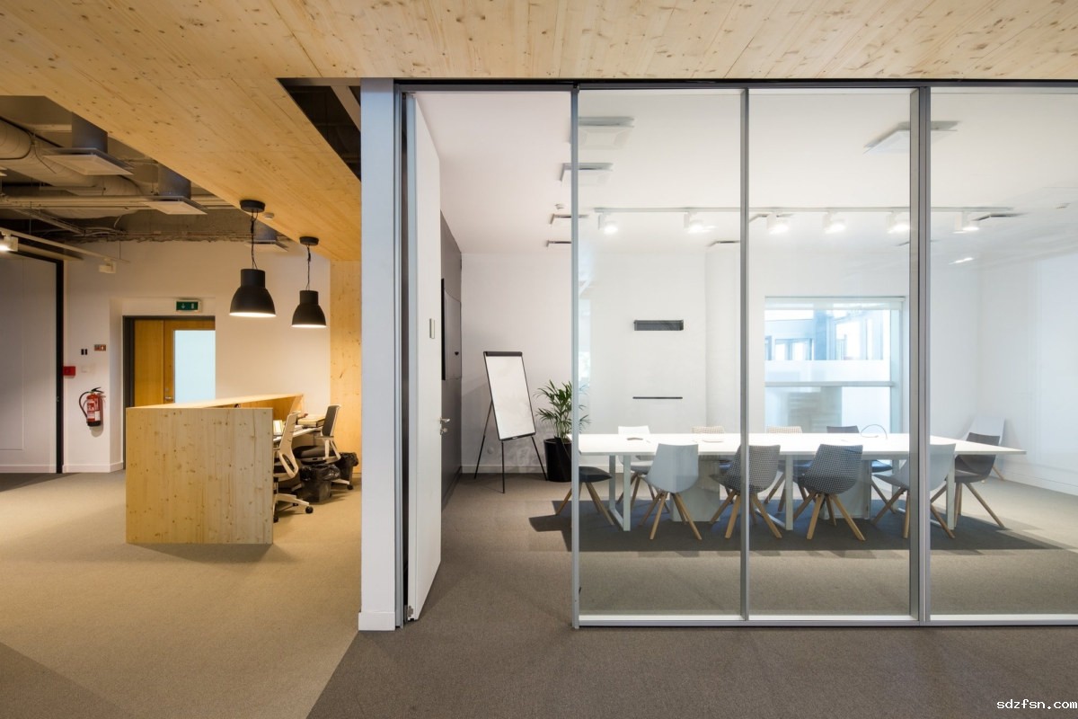 fullsix-offices-lisbon-6-1200x800.jpg